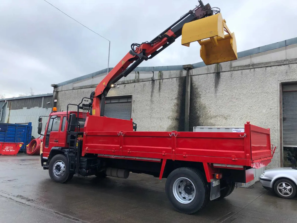 18T Tipper with Clamshell